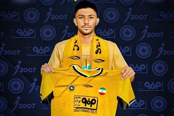 گزینه پرسپولیس پس از تساوی با استقلال در سپاهان ماندنی شد + توانایی وینگر چپ در تیم لیگ برتری