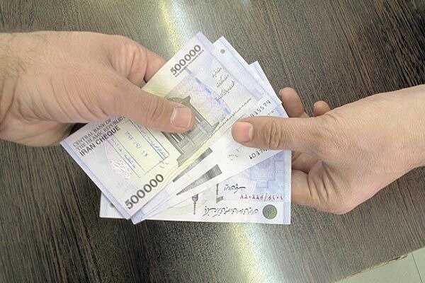 شگفتانه جدید برای بازنشستگان| دو برابر شدن عیدی بازنشستگان و کارگران