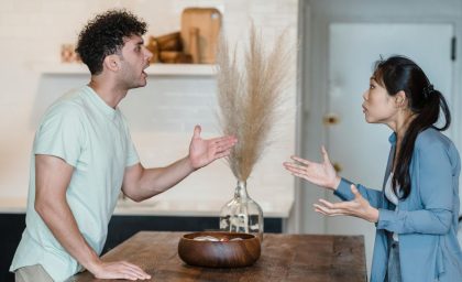 چگونه با اختلافات سیاسی خود کنار بیاییم
