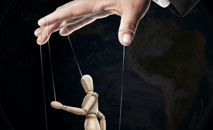 چگونه رهبری تاریک بر خلاقیت تأثیر می گذارد؟