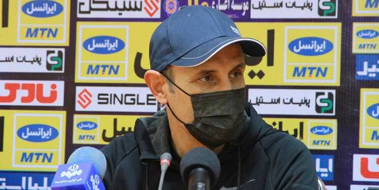 یحیی گل محمدی از خجالت مدیرعامل باشگاه فولاد درآمد