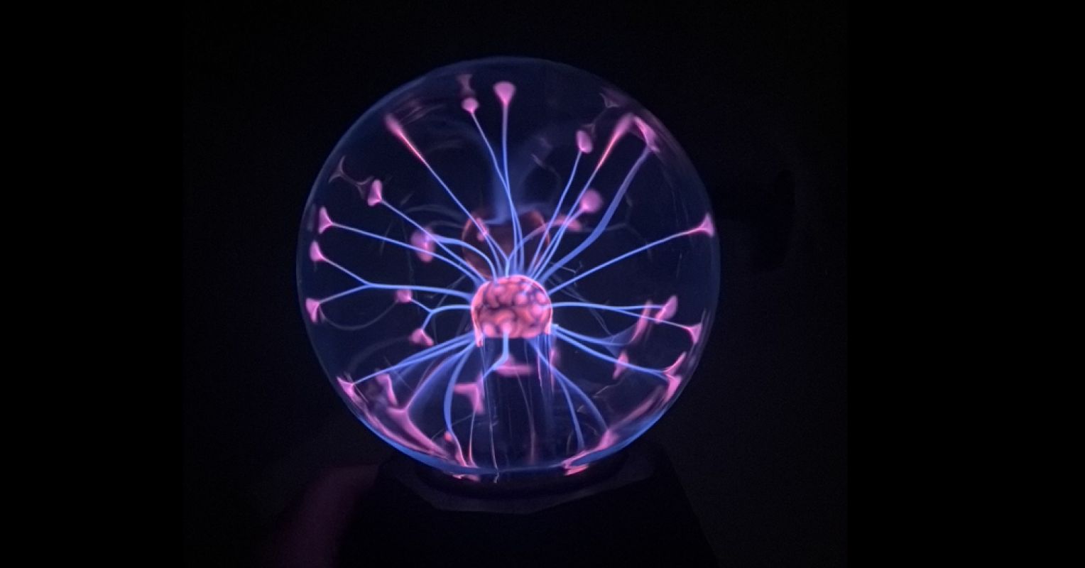 استعاره توپ پلاسما برای آگاهی