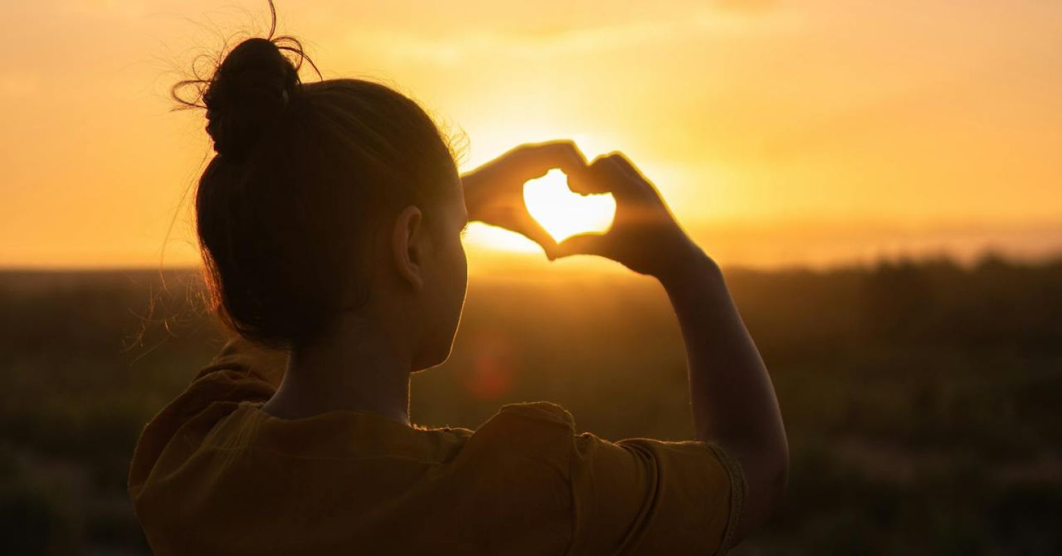 زندگی در فداکاری برای عشق به خود