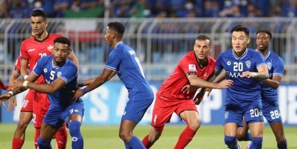 علی البلیهی مدافع جنجالی الهلال در بازی با پرسپولیس خط قرمز خورد