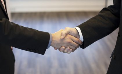 فقط با اعتماد به دیگران می توانید اندازه واقعی آنها را بدست آورید