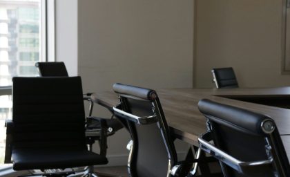وقتی دوست شما از بین رفته است اما شما زنده مانده اید