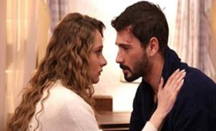 سریال عشق بی حد و مرز قسمت 82