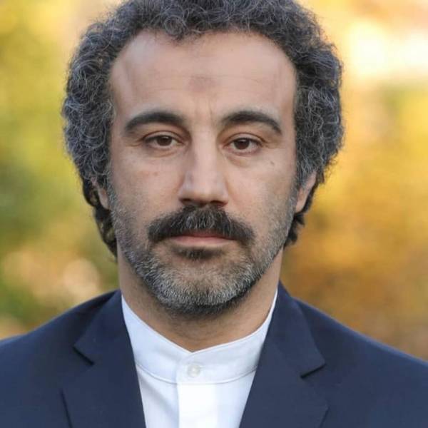 پست احساسی و خاص نقی برای همای سریال پایتخت جنجالی شد