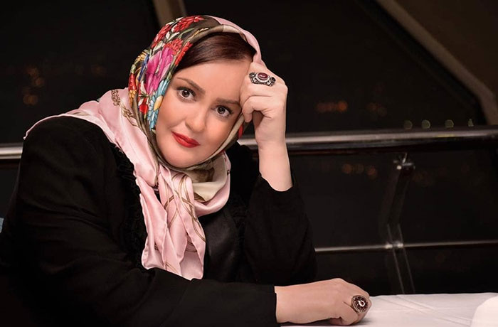 سلفی نعیمه نظام‌دوست در کنار الناز شاکردوست
