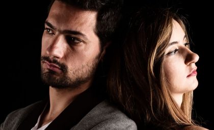 چرا ما اینقدر تنها هستیم؟ مقابله با اپیدمی تنهایی