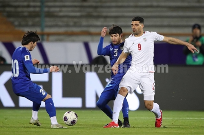 چهار ستاره ازبکستانی در ایران جا ماندند