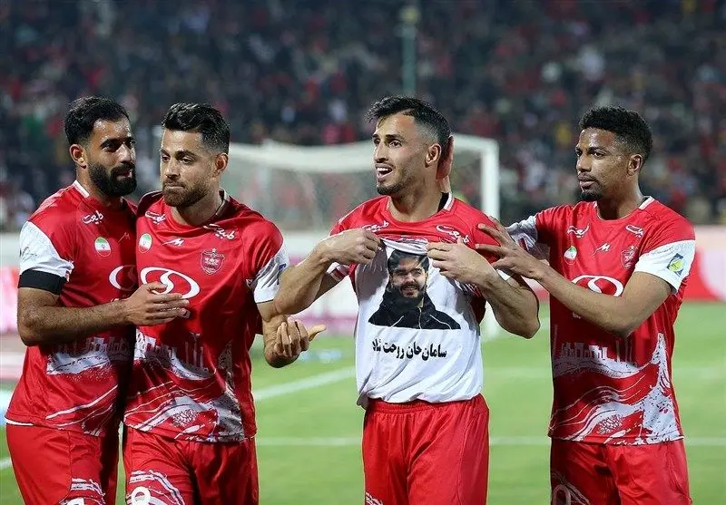 مهاجم پرسپولیس عوض شد/ قدیمی ها از پرسپولیس میروند و جوان تر ها می آیند