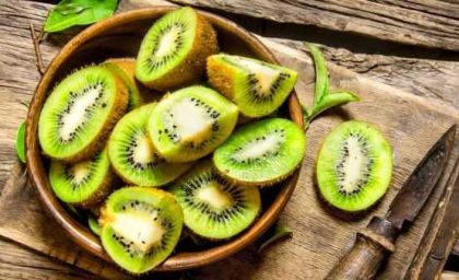 افزایش بی سابقه قیمت کیوی/ تبدیل شدن کیوی از میوه ارزان به کالای لوکس!