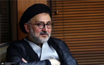 یک ایران کنار بندر عباس است/ تسلیت روحانی اصلاح طلب به خانواده های داغ دار