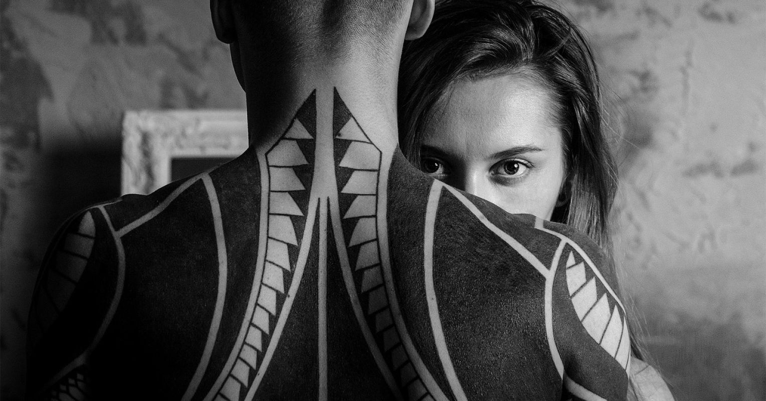 آیا رابطه شما بر روی شفابخشی ساخته شده است یا مخفی کردن؟