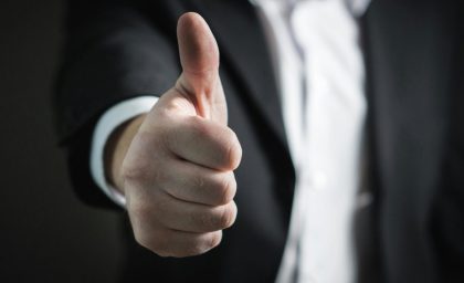 آیا رهبران چپ دست نوآوری در تجارت را ایجاد می کنند؟