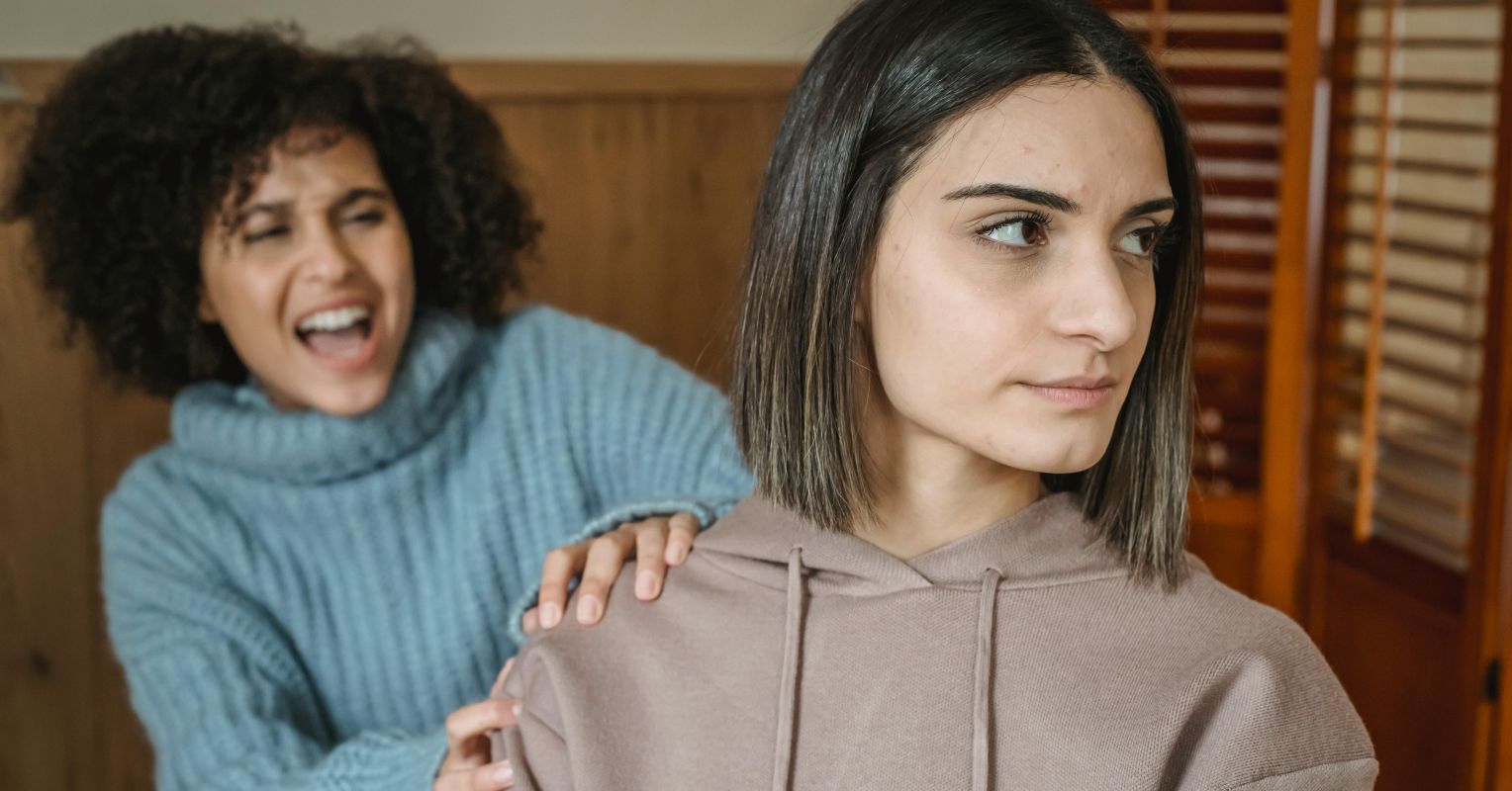 “اجازه دهید آنها” به معنای “ببخشید آنها”