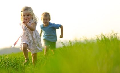 والدین چگونه روایت کنند؟/ داستان تخیلی یا واقعی!