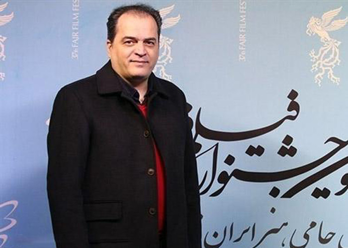 اشتباه پیمان یوسفی هنگام شعرخوانی ترکی، لبخند مهمانان را برانگیخت + ویدیو