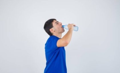 با این علائم بفهمید بدنتان آب کافی دریافت نمی‌کند+عکس