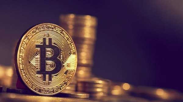 سقوط بیت کوین به زیر ۸۰ هزار دلار/تاریخ بلک دی بیت کوین دوباره تکرار شد؟!
