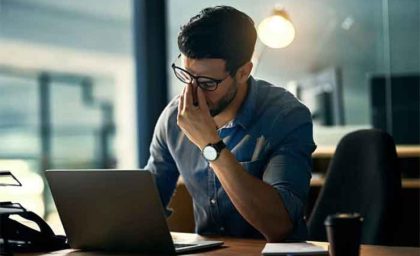 تاثیر نگاه کردن به صفحه‌نمایش بر افزایش خطر نزدیک‌بینی