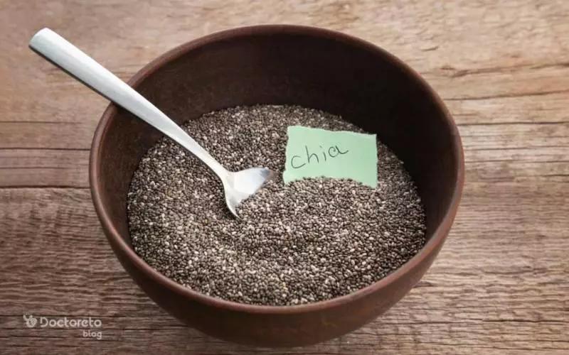 ترکیب دانه چیا و موز: معجون طبیعی برای کاهش وزن