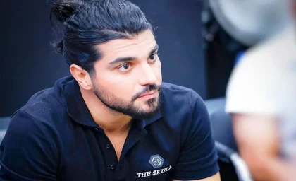 تصاویری از گشت و گذار سینا مهراد در ساحل جنوب