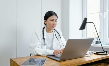 خطرات و لذت های پزشکی از راه دور