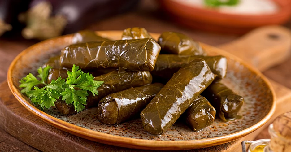 دلمه برگ مو؛ ترکیبی از طعم و ارزش غذایی