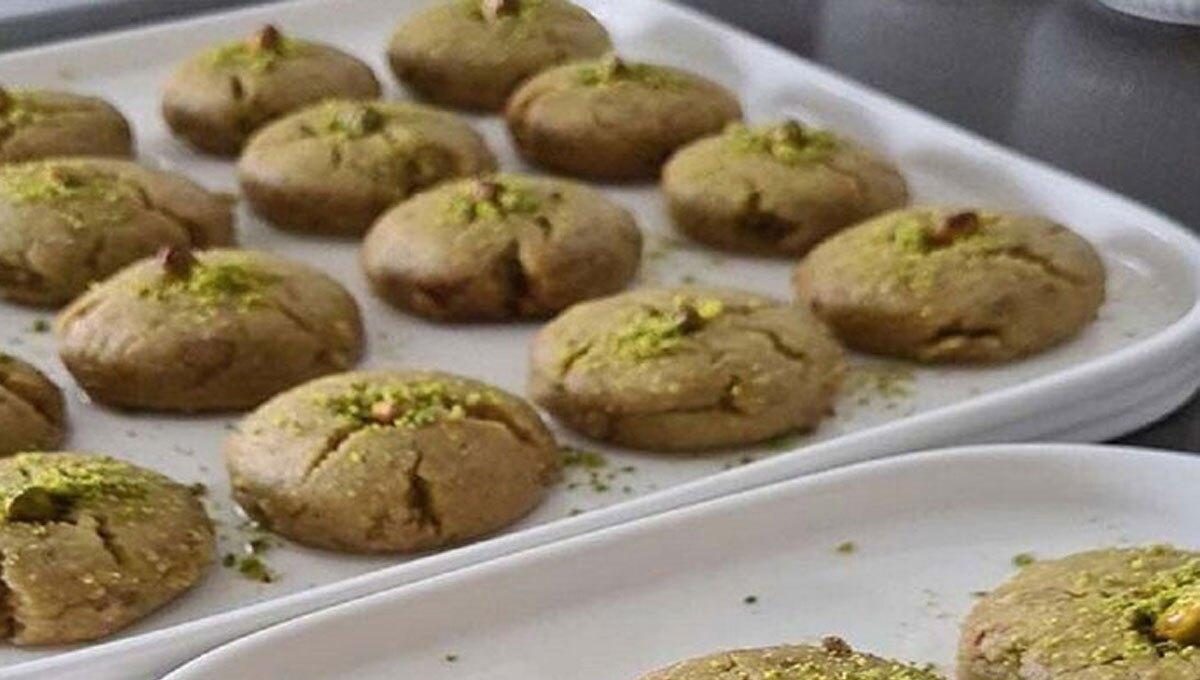 روش تهیه رتهیه قرابیه پسته، شیرینی خوشمزه و مجبوب تبریز