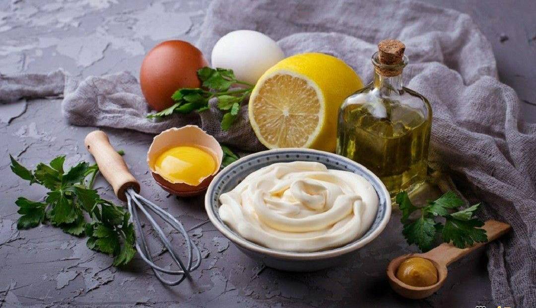 سس مایونز رژیمی با روغن زیتون اصل بی نظیره