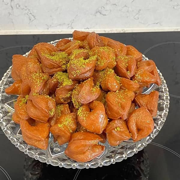 شیرینی لیمویی ترکی؛ پرفروش‌ترین شیرینی یک رستوران ترکیه‌ای + ویدیو