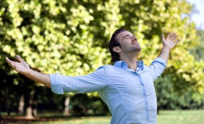 صبح‌ات را با تنفس عمیق شروع کن تا روزت پربارتر شود
