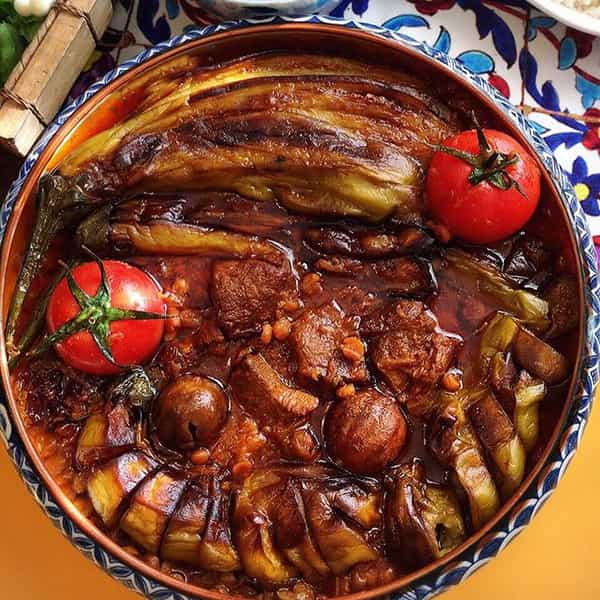 طرز تهیه خورشت بادمجان متفاوت + فیلم