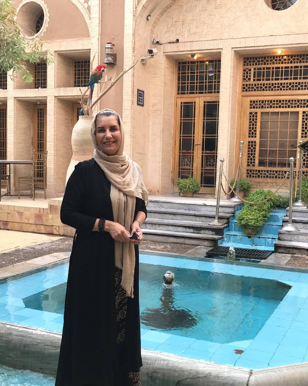 فریبا کوثری در یک خانه قدیمی+ عکس