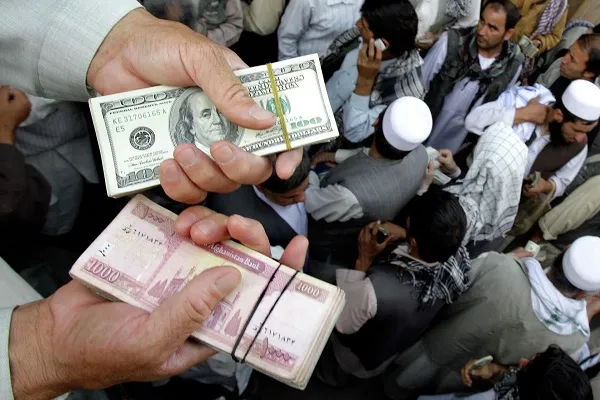بعد از صحبت های رهبری دلار چند شد ؟ | جدید ترین قیمت دلار چقدر است