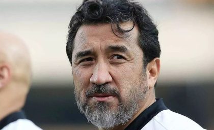 پرسپولیس از خداداد عزیزی شکایت کرد/ رفتار غیر حرفه ای خداداد عزیزی!