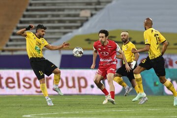 نمیدانم فصل بعد در پرسپولیس هستم یا نه