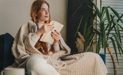 چگونه داستان زندگی خود را به یاد می آوریم