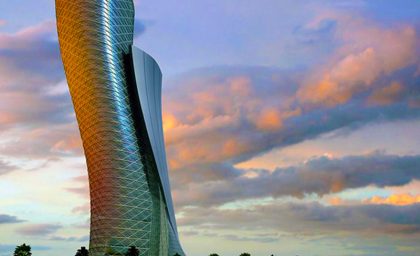 کج‌ترین برج جهان در ابوظبی؛ رکورددار گینس!