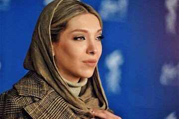 گریم عجیب صدف اسپهبدی در کنار باران نیکراه + عکس