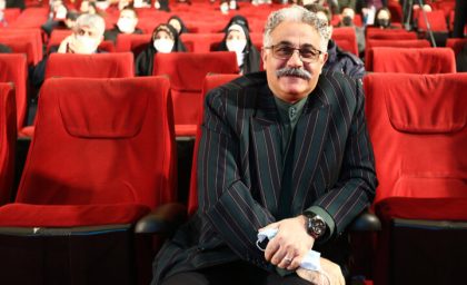 🔹 اقبال واحدی: در مسجد محله با احمدی‌نژاد بودم