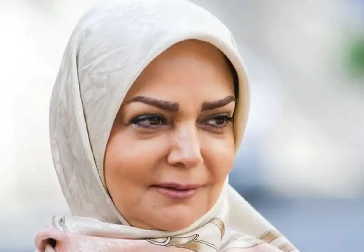 مجری محبوب الهه رضایی در پارک دیزنی لند کالیفرنیا چه میکند؟+عکس
