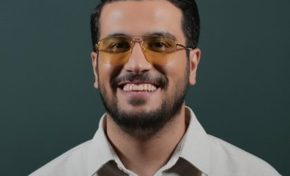 امیرحسین قیاسی : مملکت بلاگر هم نیاز داره؛ تو مدرسه از هر ۵ نفر، ۲ نفر هیچی یاد نمی‌گیرند!