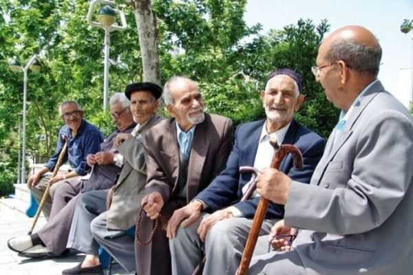 سر و صدای  بازنشستگان در آمد/ تجمع اعتراضی با نشستگان در شهرهای مختلف