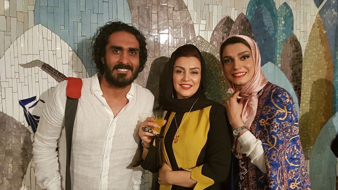 جاری شدن اشک الیکا عبدالرزاقی با دیدن عکس ماه چهره خلیلی + فیلم