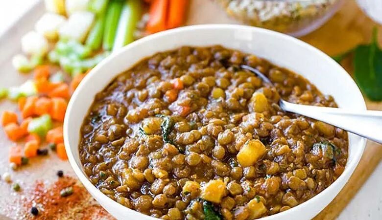 خوراک بادمجان و عدس: یک ناهار مقوی، ساده و سرشار از پروتئین گیاهی!
