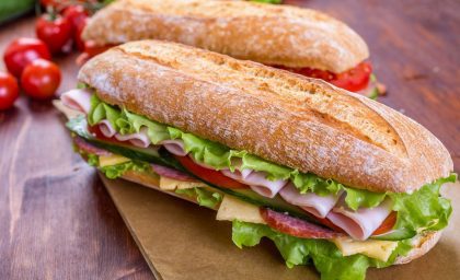 طرز تهیه ساندویچ کالباس خوشمزه + فیلم