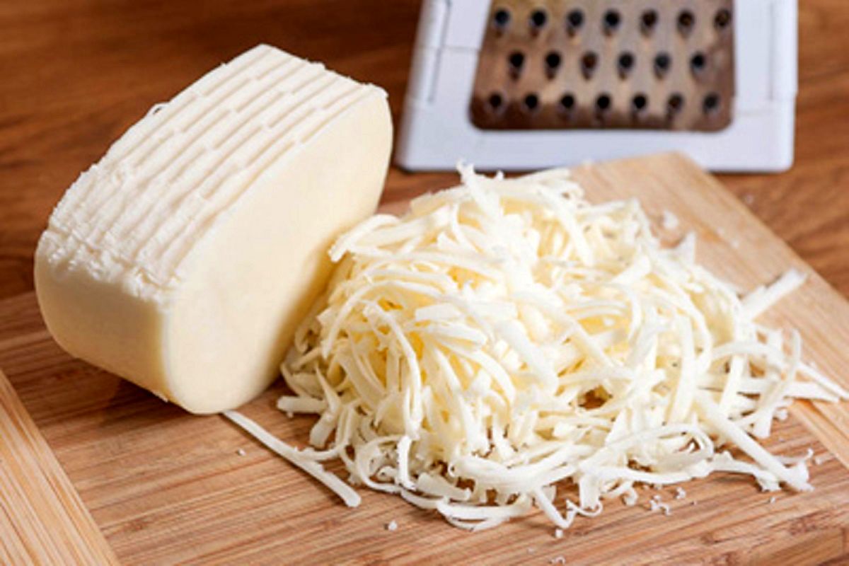 طرز تهیه پنیر پیتزای عالی فقط با دو قلم مواد + فیلم